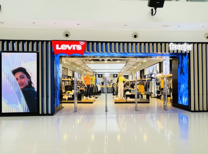 New Delhi houses world’s largest mall store by Levi’s
